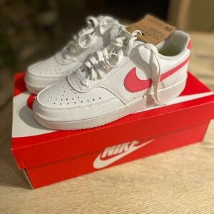 Nike Women's White and Pink Sneakers